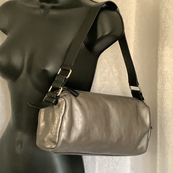 SUNDANCE METALLIC GOLD TONE LEATHER SHOULDER BAG. O/S - Picture 5 of 12